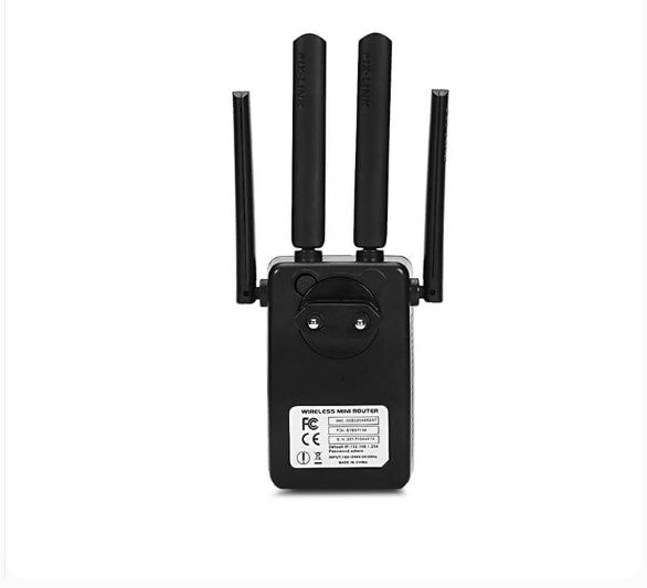 WiFi extender with four antennas for fast, stable, and reliable internet signal