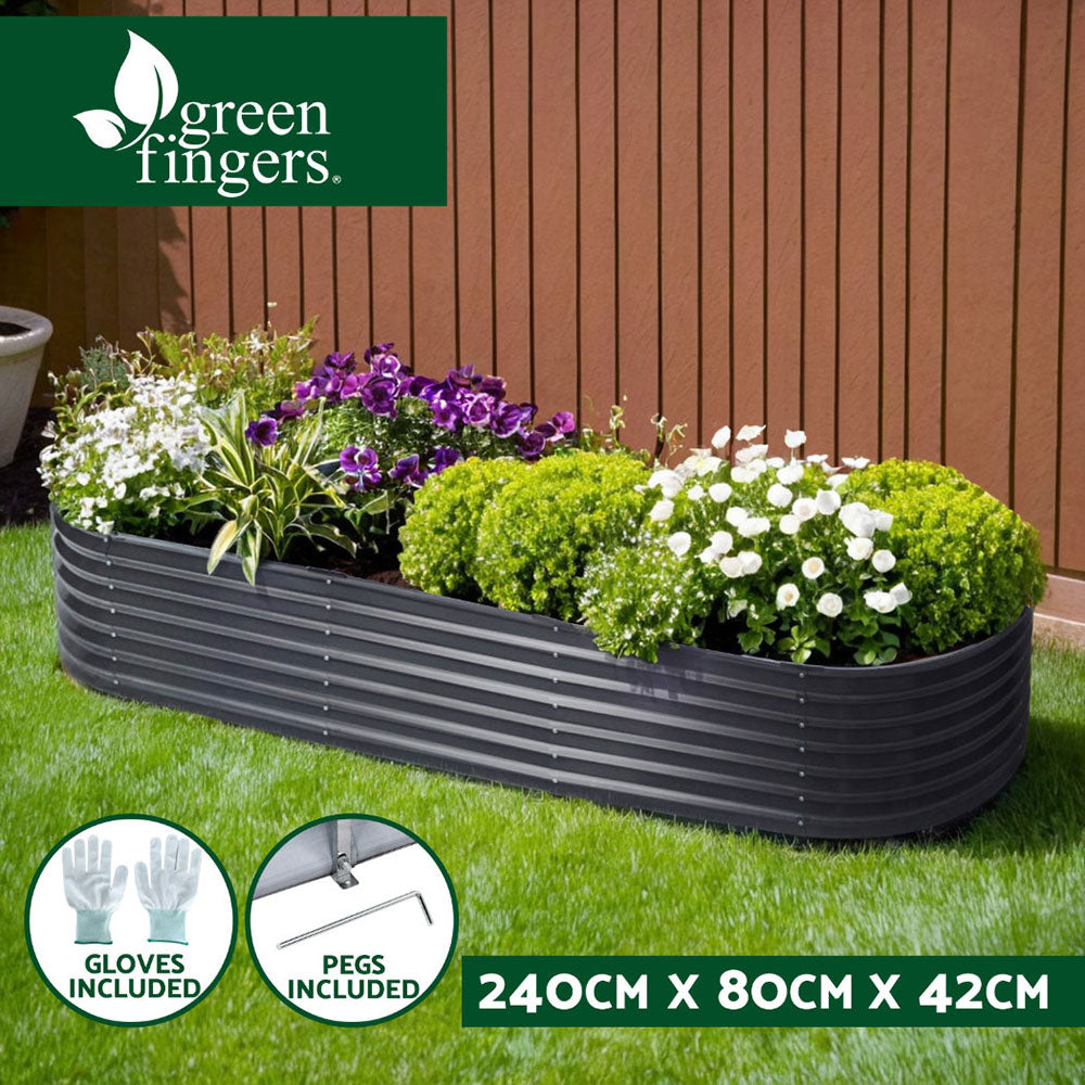 Curved raised garden bed design for landscaping